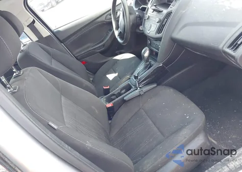 2016 Ford Focus S z USA, uszkodzony, nr VIN 1FADP3E2XGL208104